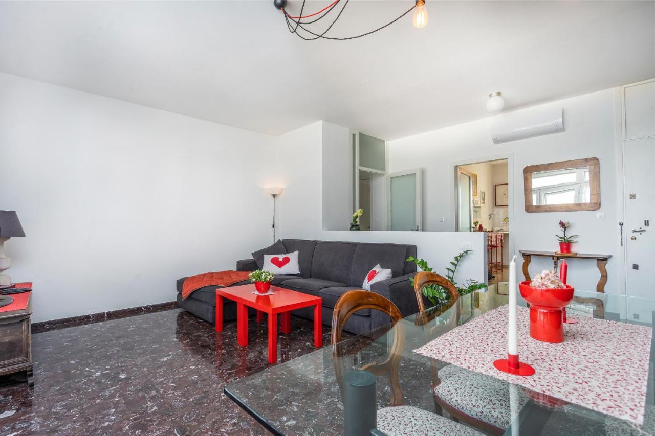 Udine Viale Venezia Huge Red Apartment מראה חיצוני תמונה