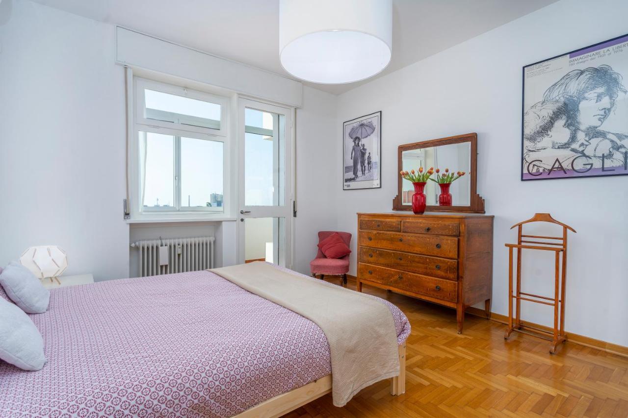 Udine Viale Venezia Huge Red Apartment מראה חיצוני תמונה