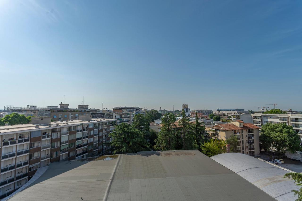 Udine Viale Venezia Huge Red Apartment מראה חיצוני תמונה